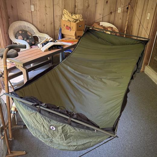 Hammock Showing High Center Cut