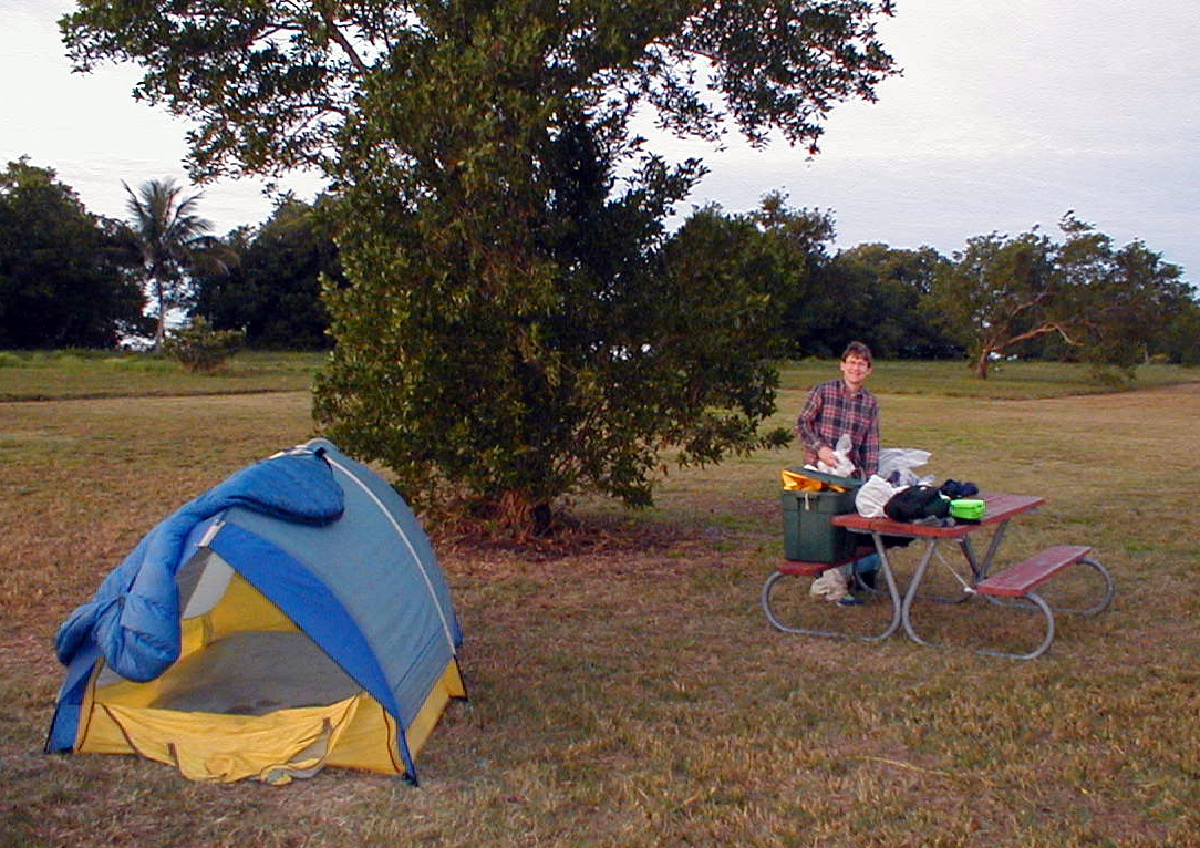 01 Car Camp